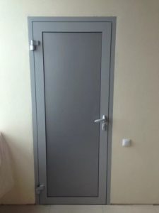 Серая алюминиевая дверь GFTD705